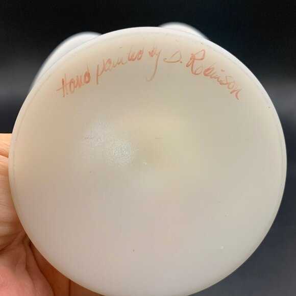 Vtg Fenton White Compote Hand Painted With Christmas Trees & Signed D. Robinson - Picture 4 of 7